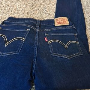 Levi’s 535 super skinny